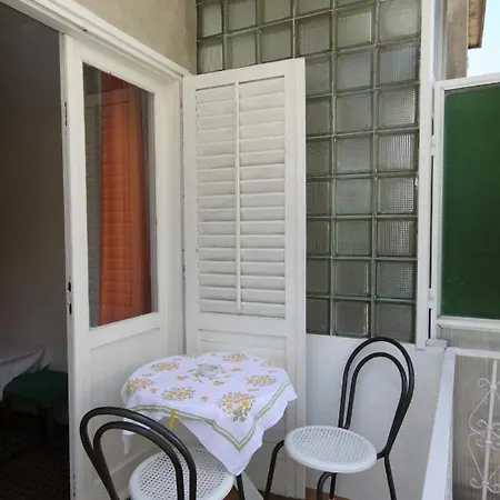 Guest house And By The Sea Baska Voda, Makarska - 6748 Baska Voda